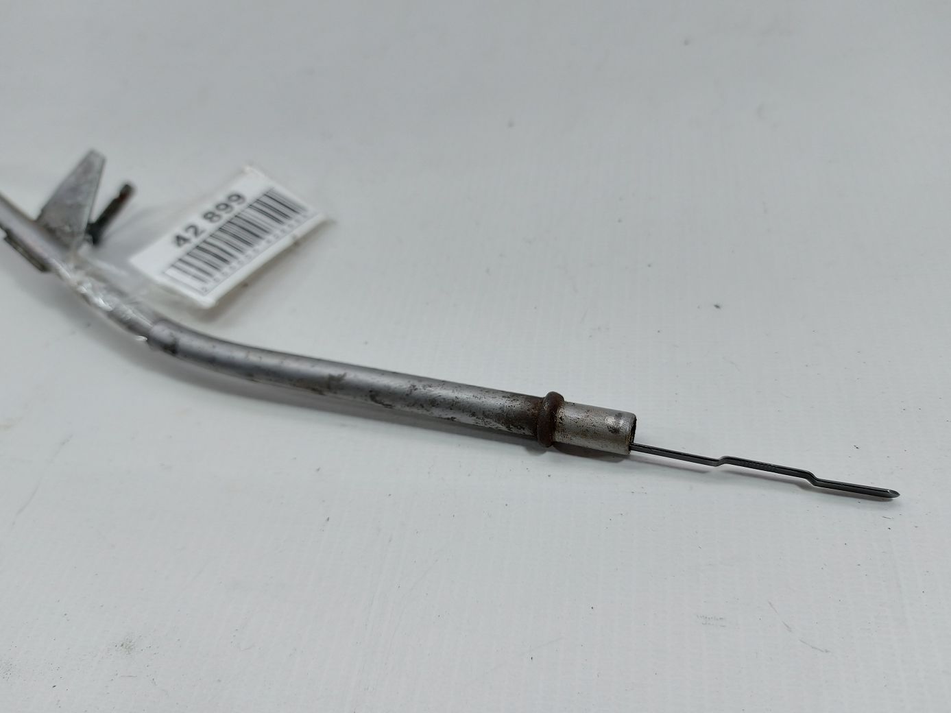 Passat Щуп рівня олії Volkswagen Passat 2008-2018 022115607AD Volkswagen Passat 2