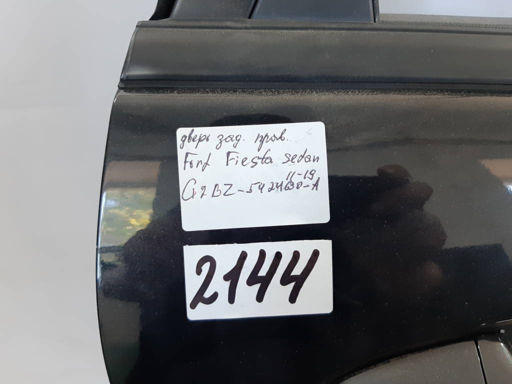 Fiesta sedan Двері задні праві Ford Fiesta sedan 2011-2019 G2BZ5424630A Ford Fiesta sedan 8
