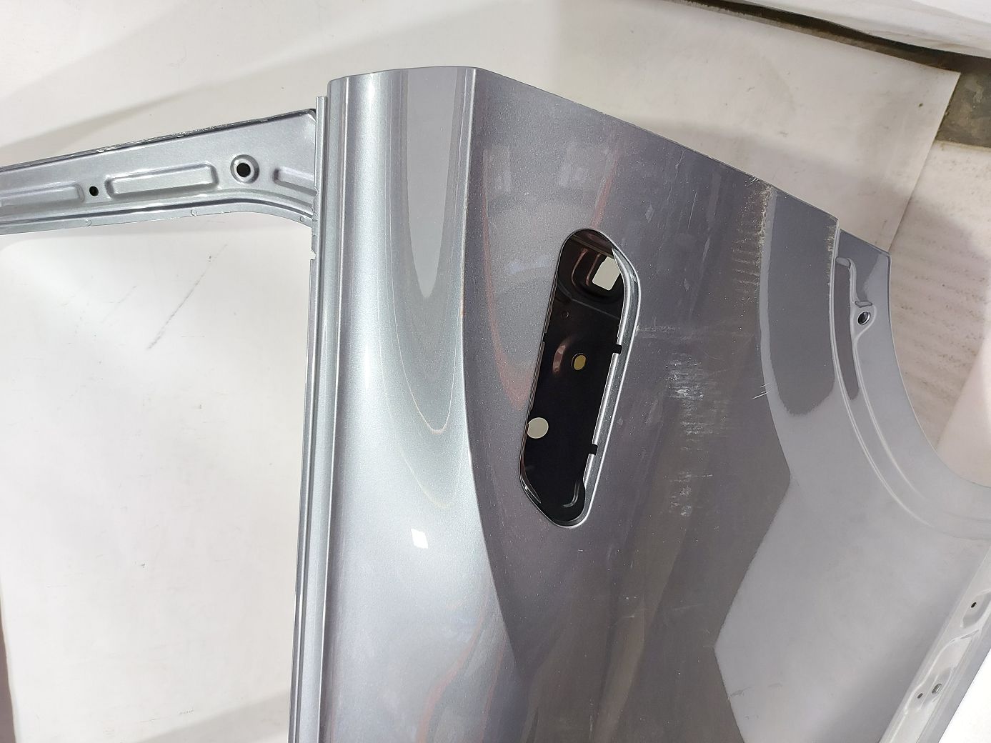 Двери Дверь задняя левая (темно-серая) Volkswagen 12D833055 Volkswagen ID.6 5 Двери Дверь задняя левая (темно-серая) Volkswagen 12D833055 Volkswagen ID.6 5