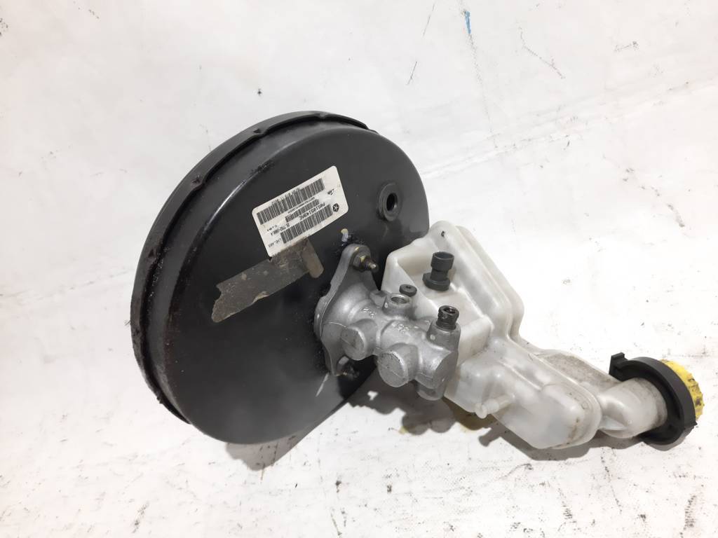 Patriot Головний гальмівний циліндр Jeep Patriot 2007-2017 5175098AB Jeep Patriot 2