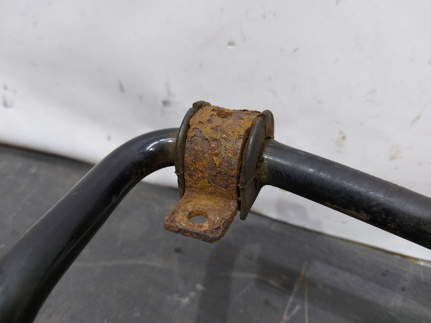 Compass Стабилизатор задний Jeep Compass 2011-2018 5151813AB Jeep Compass 4