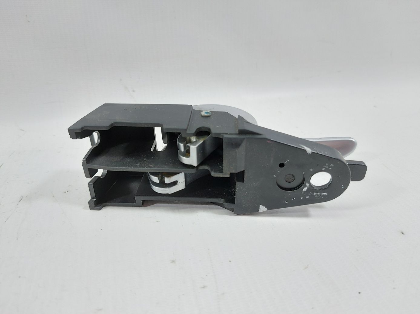 Dart Ручка двери передней правой внутренняя (серая) Dodge Dart 2013-2016 68170242AB Dodge Dart 3