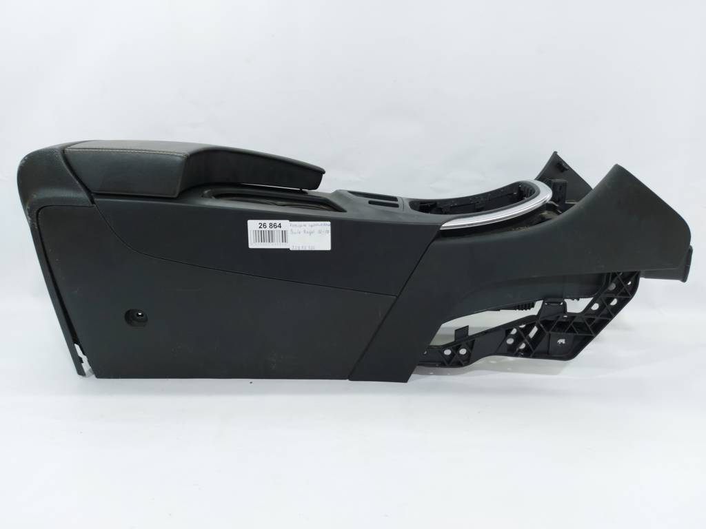 Regal. Консоль центральна Buick Regal 2012-2017 22742366 Buick Regal