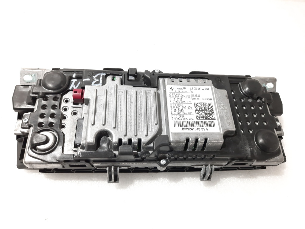 7 series Монитор торпеды BMW 7 2012 21781231 BMW 7 11