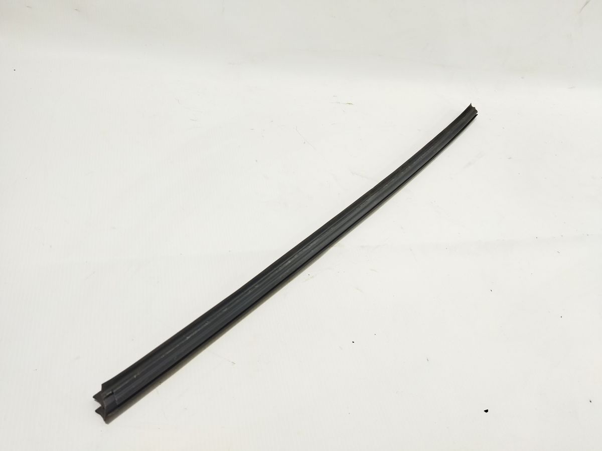 Xf. Уплотнительная резинка двери передней правой внутренняя Jaguar XF 2009-2015 C2Z2820 Jaguar XF