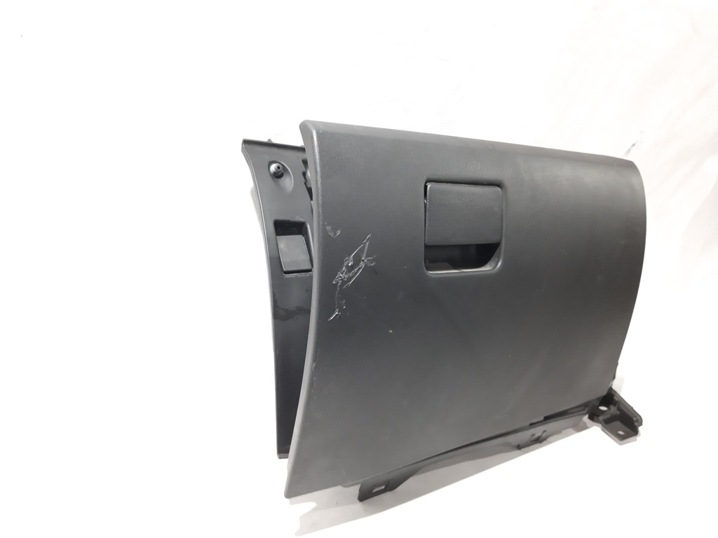 3 Бардачок Mazda 3 2014-2016 BHN164030C02 Mazda 3 12