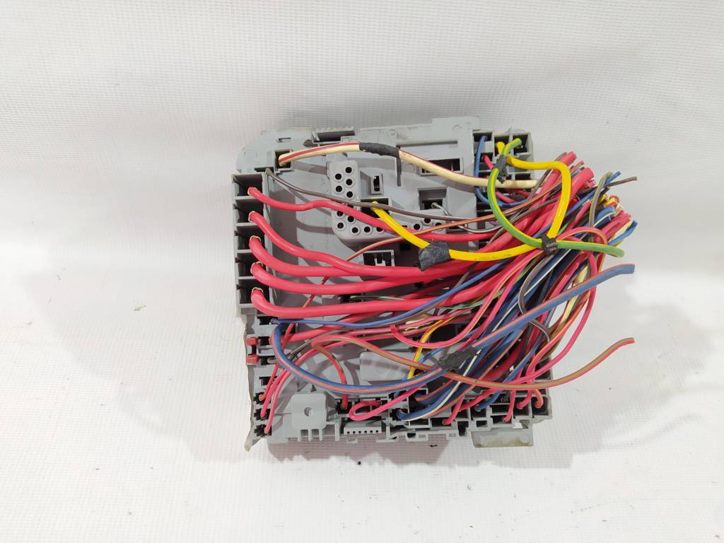 200 Розподільна коробка запобіжників Chrysler 200 2015-2017 68209780AC Chrysler 200 6 200 Розподільна коробка запобіжників Chrysler 200 2015-2017 68209780AC Chrysler 200 6