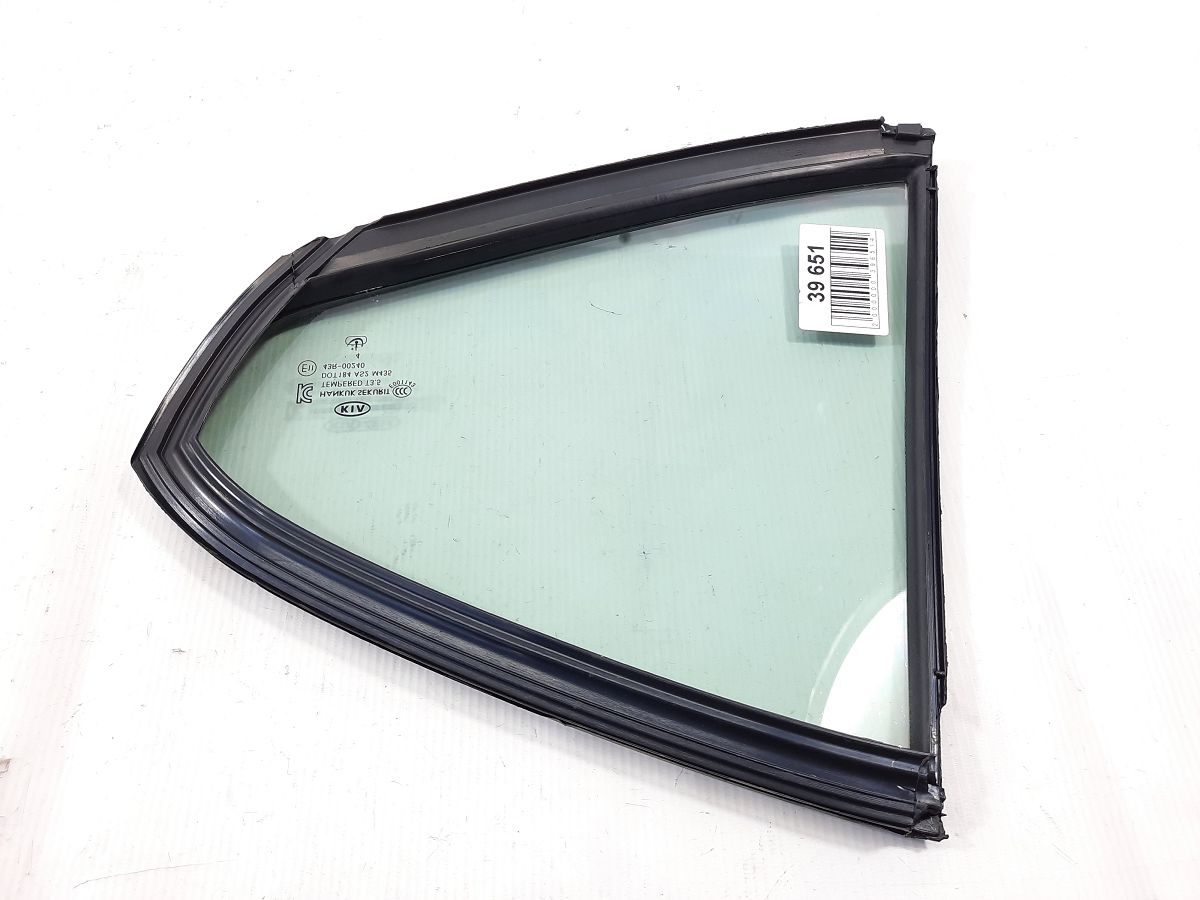 Cadenza Форточка (скло) двері задньої правої Kia CADENZA 2014-2016 834273R110 Kia CADENZA 3 Cadenza Форточка (скло) двері задньої правої Kia CADENZA 2014-2016 834273R110 Kia CADENZA 3