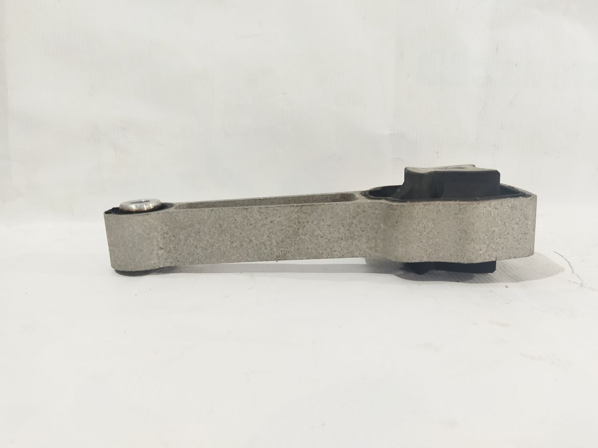 S60 Подушка двигателя задняя Volvo S60 2011-2018 31670126 Volvo S60 7