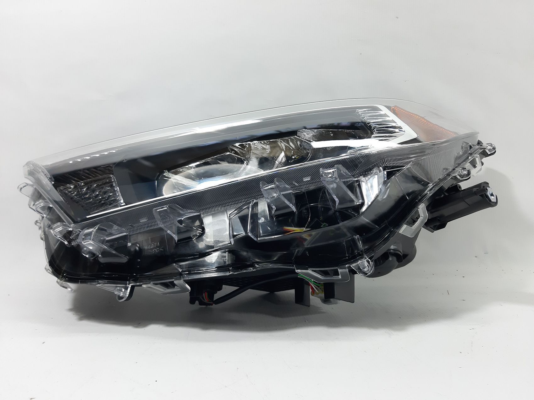 Фары головного света Фара передняя левая Toyota RAV-4 2019-2021 811500R140 5