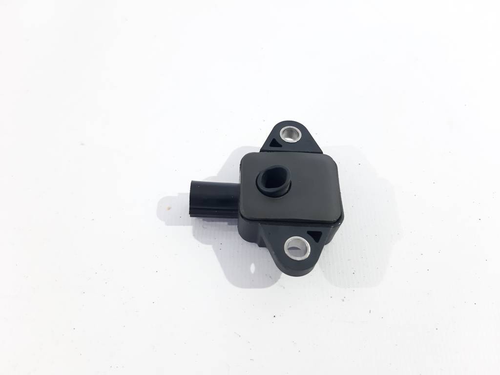 Accent Датчик удара двери передней правой Hyundai Accent 2011-2017 959201R200 Hyundai Accent 5