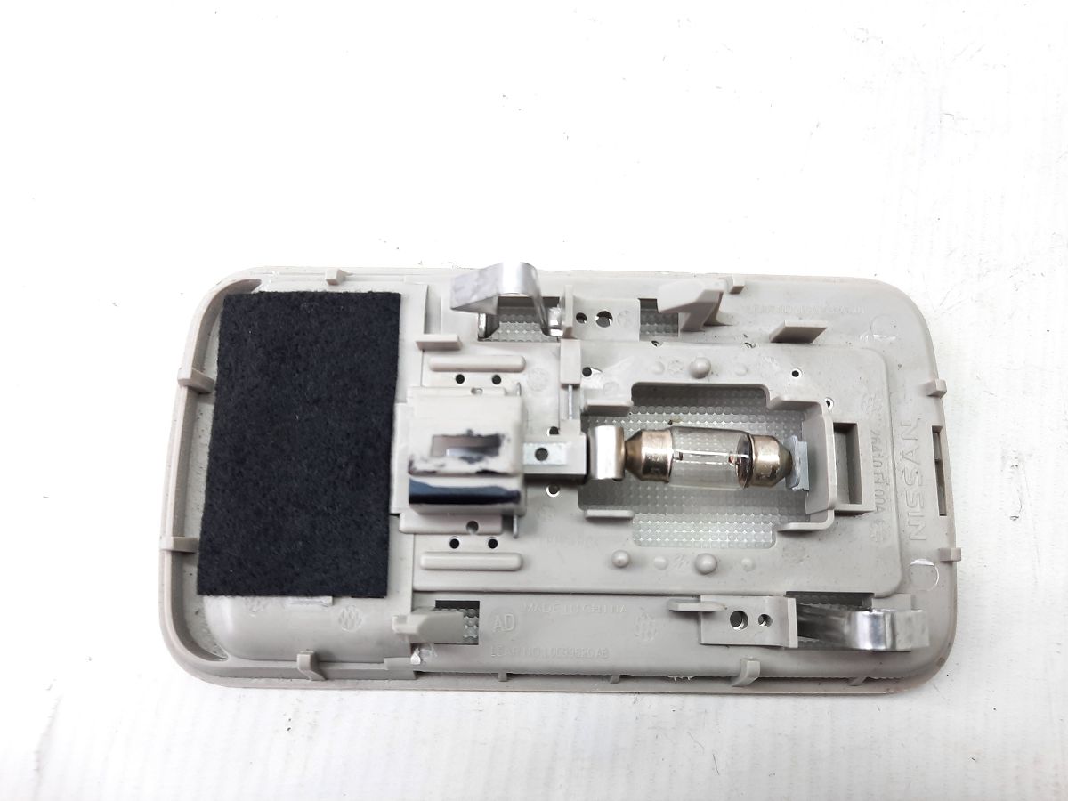 Sentra Плафон центральний стельовий Nissan Sentra 2012-2019 264103AN0A Nissan Sentra 3