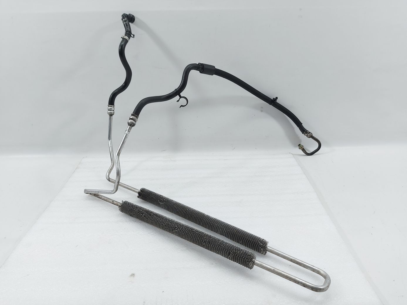 Xf. Маслоохолоджувач гідропідсилювача керма Jaguar XF 2013-2015 C2Z18097 Jaguar XF Xf. Маслоохолоджувач гідропідсилювача керма Jaguar XF 2013-2015 C2Z18097 Jaguar XF