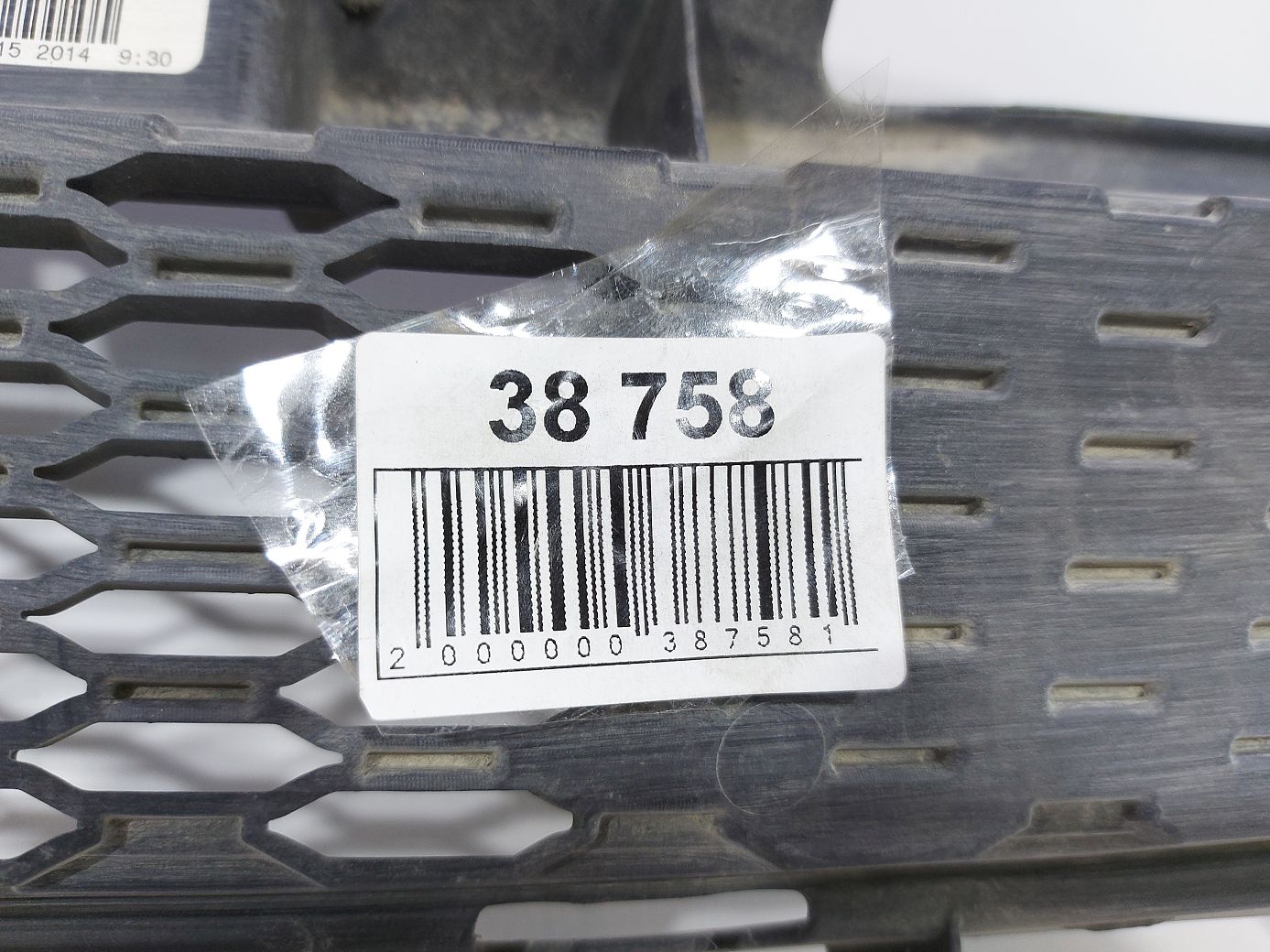 Charger Решетка радиатора нижняя Dodge Charger 2011-2014 68092605AA Dodge Charger 6