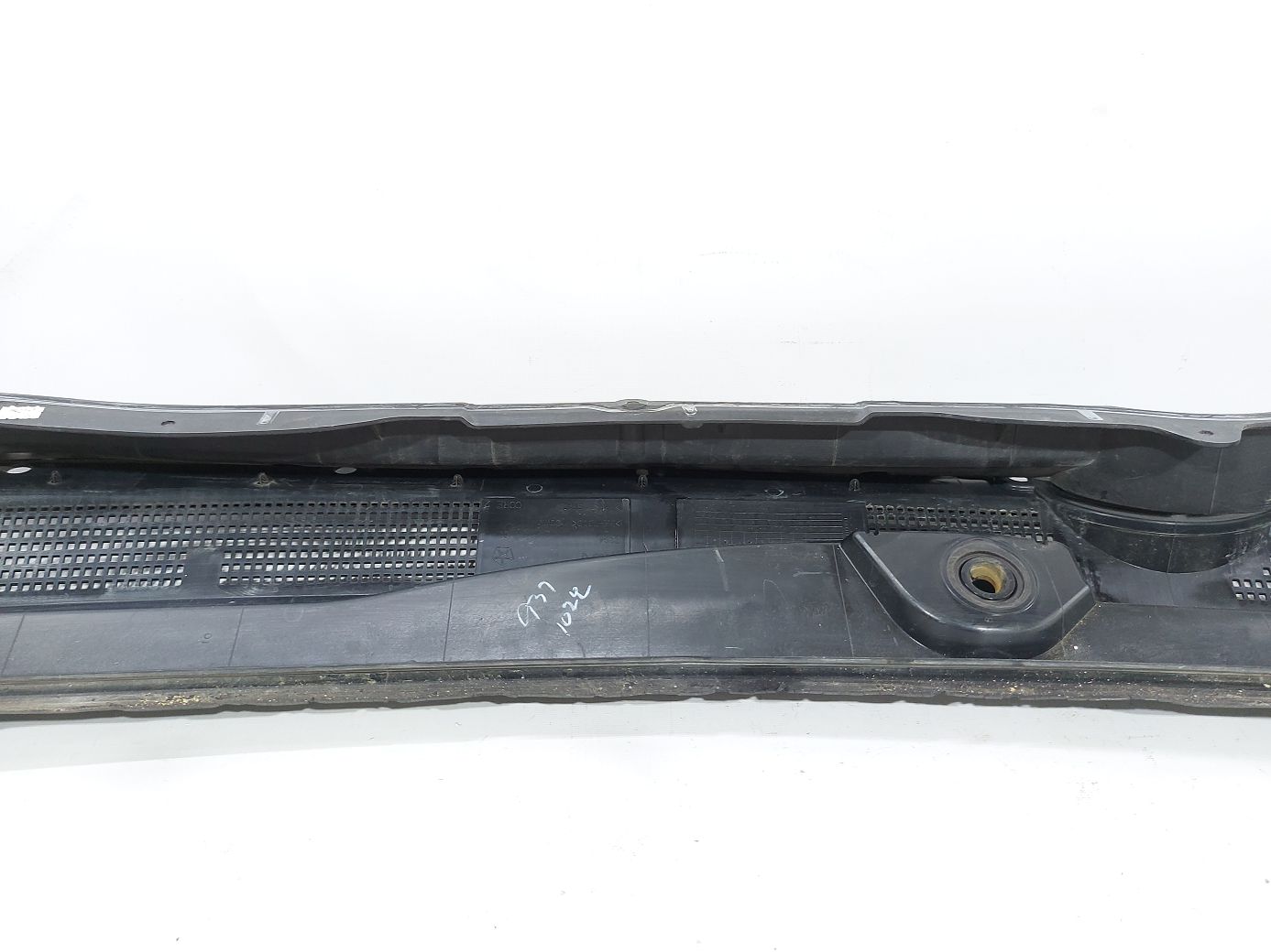 Dart Повітропровід під лобове скло Dodge Dart 2013-2019 68082729AC Dodge Dart 30