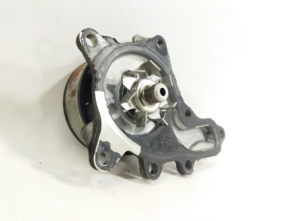 Camry Помпа водяна Toyota Camry 2015-2017 1610009515 Toyota Camry 5