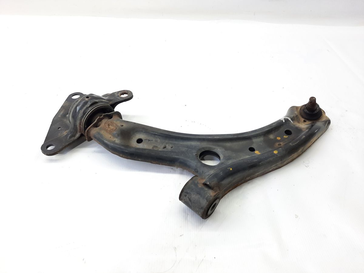 Insight. Важіль передній лівий нижній Honda Insight 2010-2011 51360TK6A01 Honda Insight