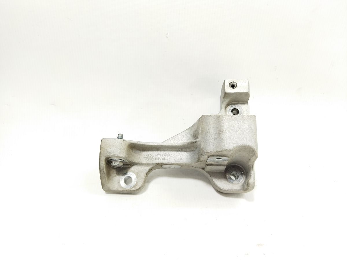 200 limited. Кронштейн проміжного валу Chrysler 200 Limited 2015-2017 52123798AA Chrysler 200 Limited