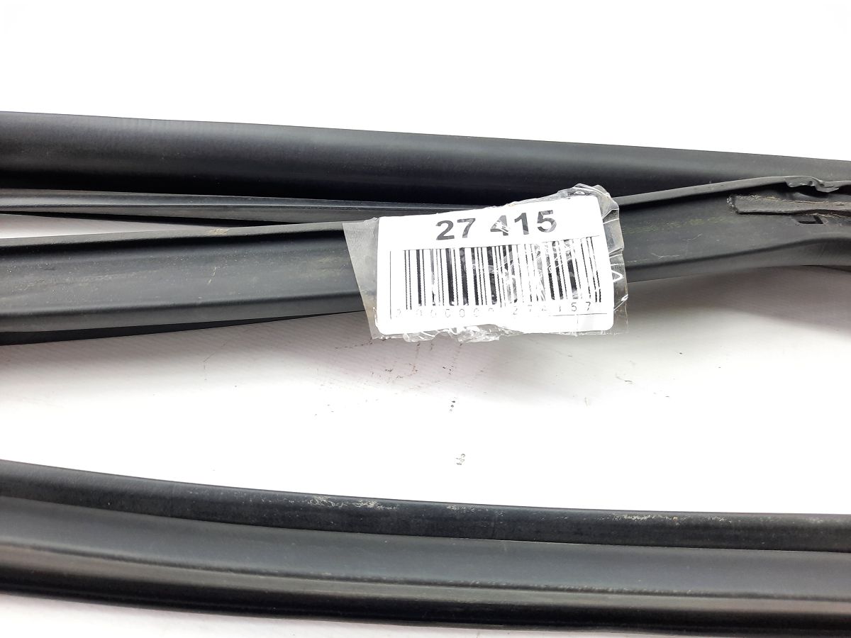 Journey Направляющая резинка стекла двери задней левой Dodge Journey 2009-2020 5076873AD Dodge Journey 14