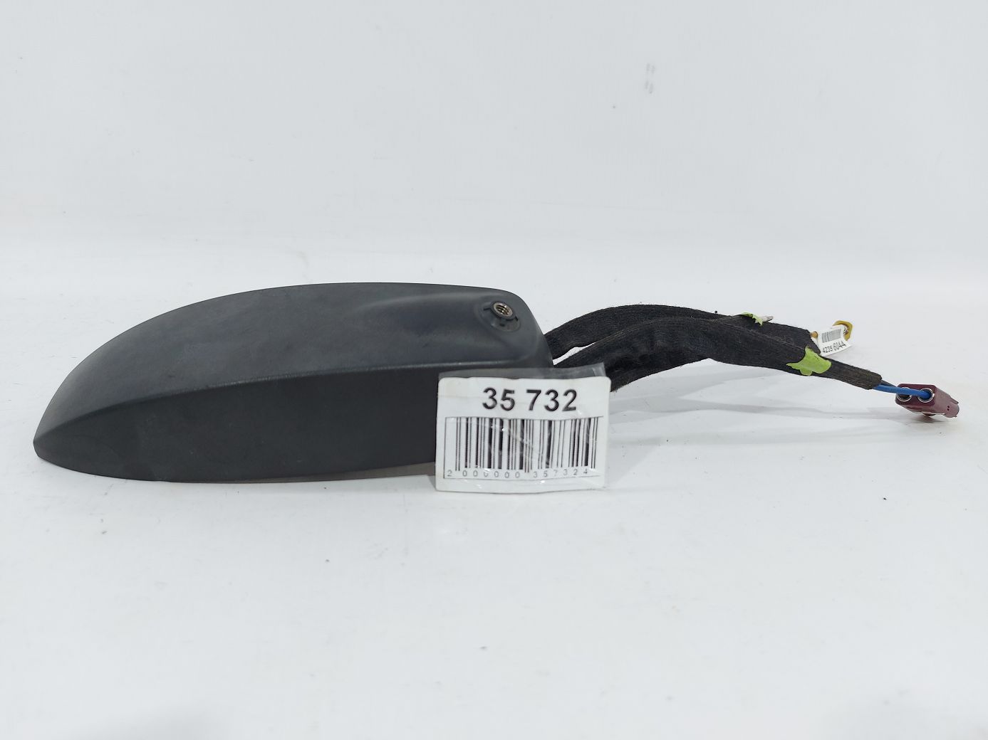 Trax. Антенна (плавник) Chevrolet Trax 2015-2021 42356043 Chevrolet Trax