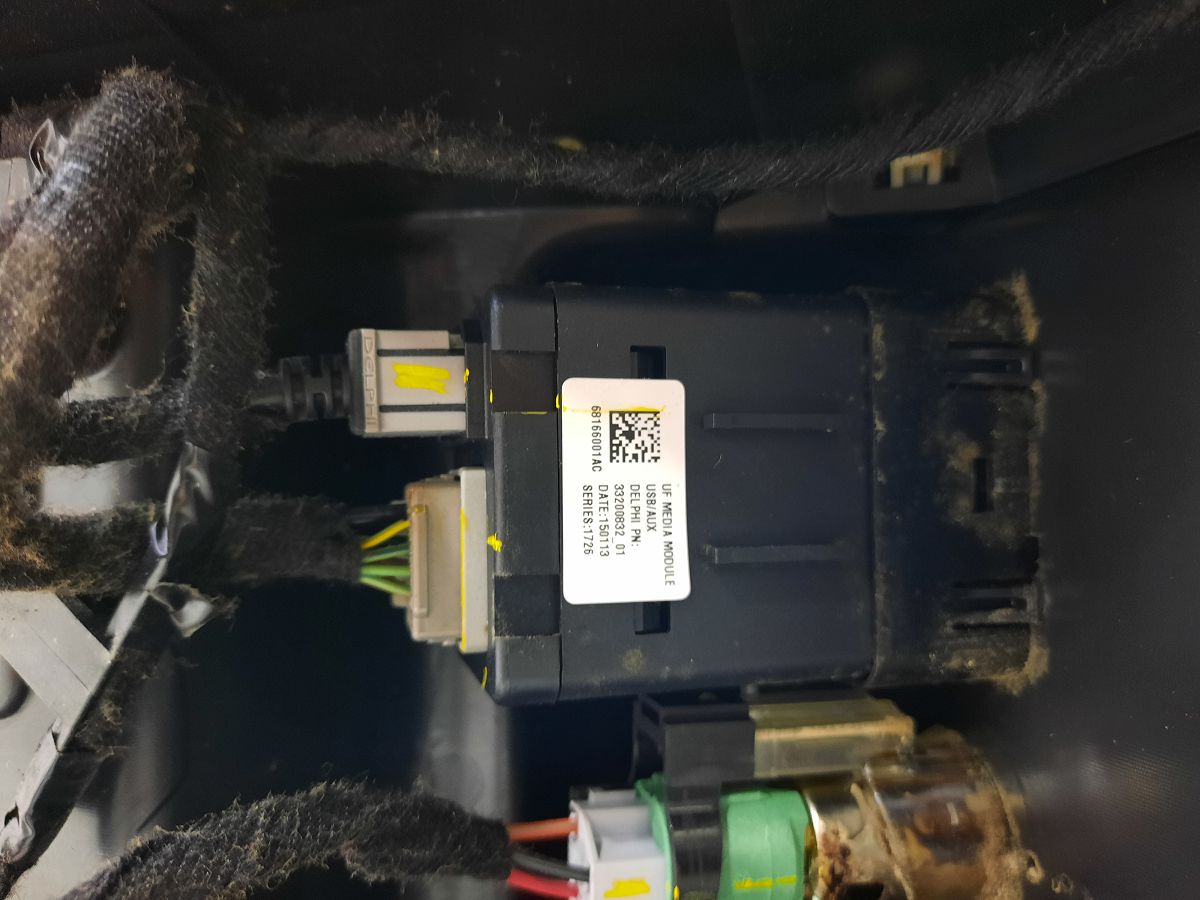 200 limited Центральна консоль Chrysler 200 Limited 2015-2017 5UQ80DX9AB Chrysler 200 Limited 11