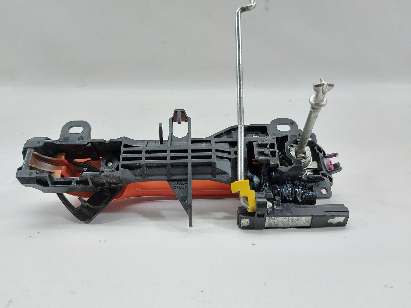 Prius Ручка дверей передньої лівої зовнішня (помаранчева) Toyota Prius 2012-2015 6921152100D0 Toyota Prius 4