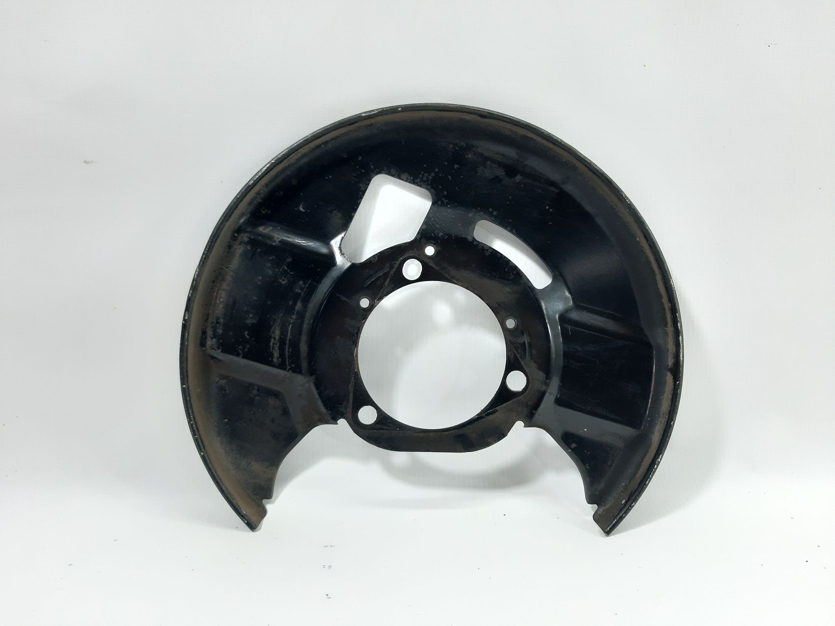 Malibu Кожух тормозного диска переднего правый Chevrolet Malibu 2013-2015 20941794 Chevrolet Malibu 2