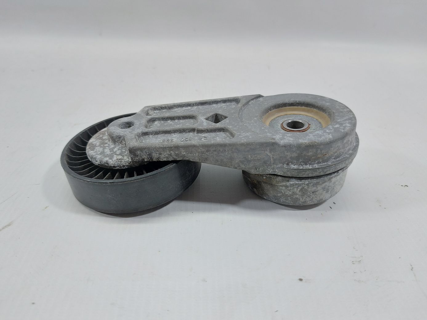 Equinox Ролик натяжний ременя генератора Chevrolet Equinox 2010-2017 24430296 Chevrolet Equinox 2 Equinox Ролик натяжний ременя генератора Chevrolet Equinox 2010-2017 24430296 Chevrolet Equinox 2