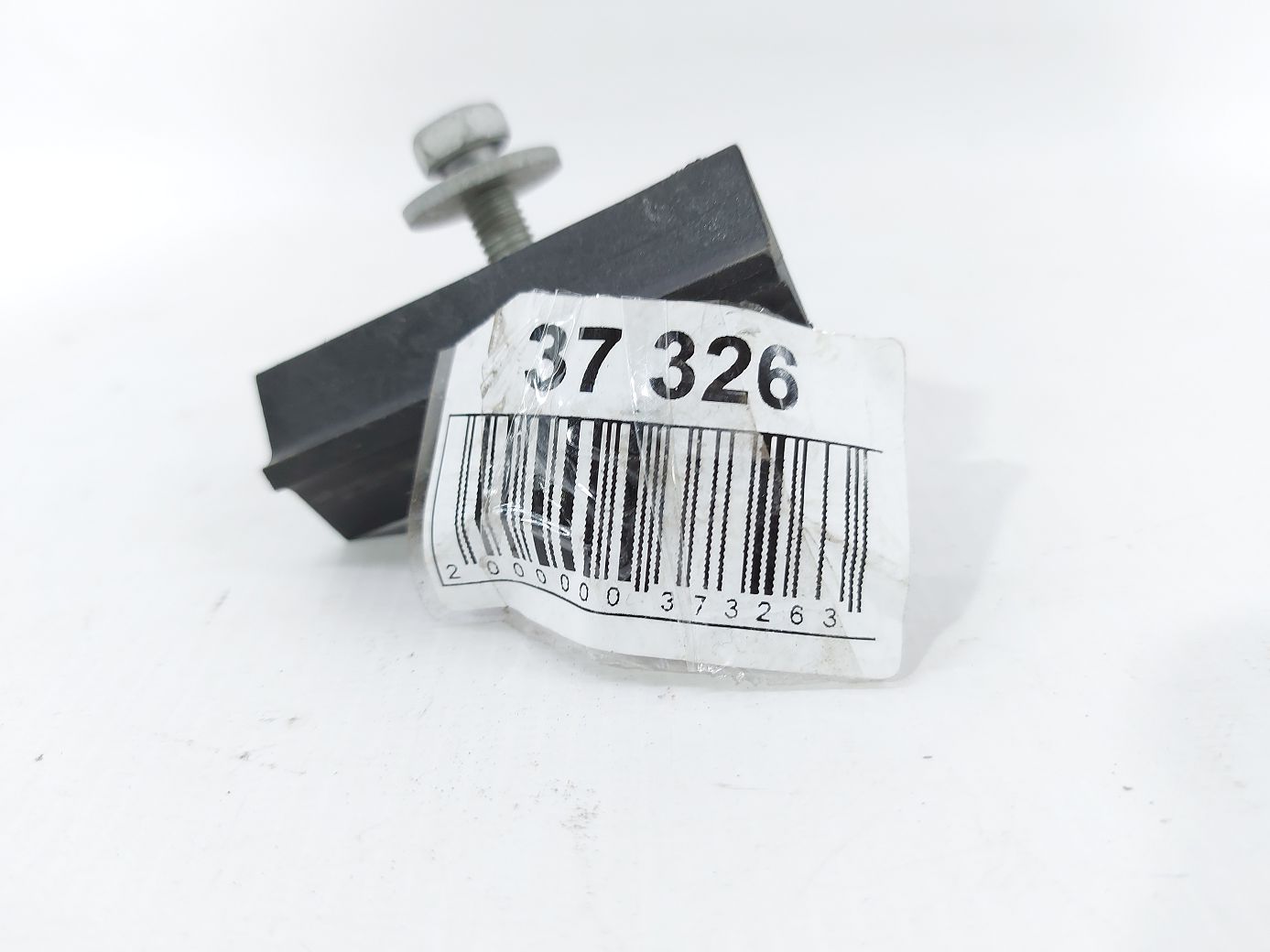 Malibu Кріплення АКБ Chevrolet Malibu 2018 84109393 Chevrolet Malibu 4 Malibu Кріплення АКБ Chevrolet Malibu 2018 84109393 Chevrolet Malibu 4