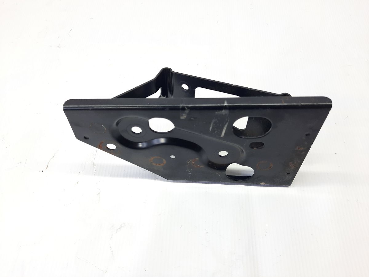 Insight Кронштейн накладки отдыха ноги Honda Insight 2010-2014 46991TM8G00 Honda Insight 6
