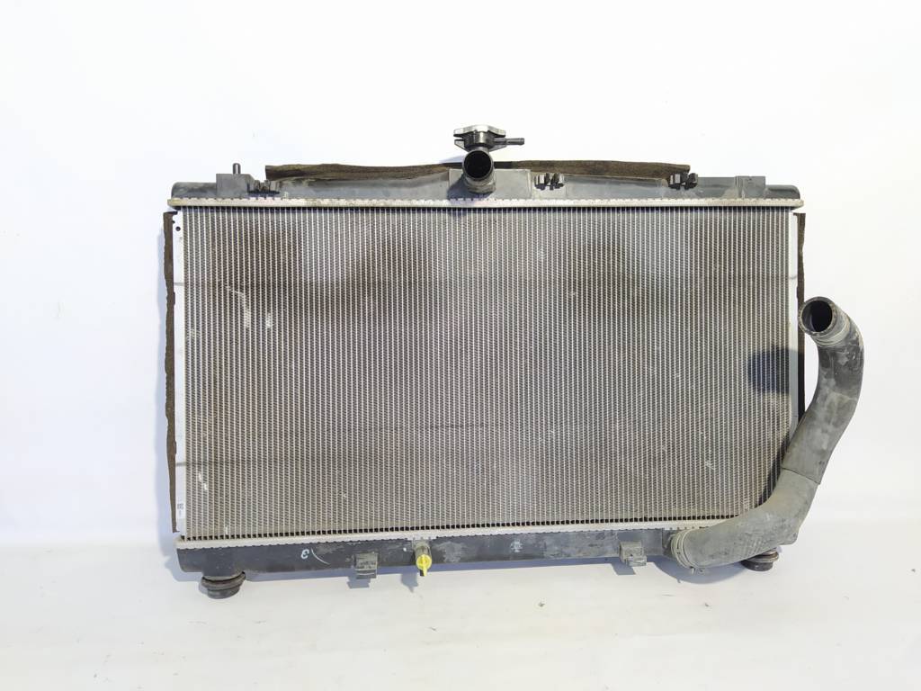 Camry Радіатор охолодження Toyota Camry 2015-2017 16410AZ003 Toyota Camry 4