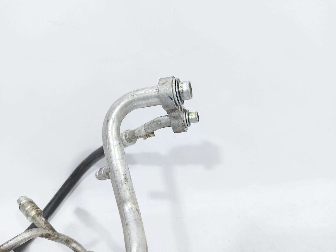 Dart Трубка кондиціонера Dodge Dart 2014-2016 68193946AB Dodge Dart 4