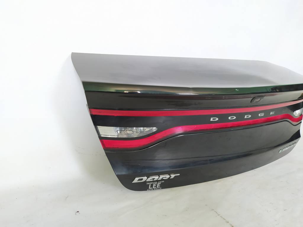 Dart Кришка багажника Dodge Dart 2013-2019 68081664AC Dodge Dart 40