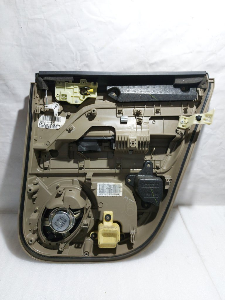 Compass Карта двери задней левой Jeep Compass 2009-2017 1JL911K2AB Jeep Compass 2