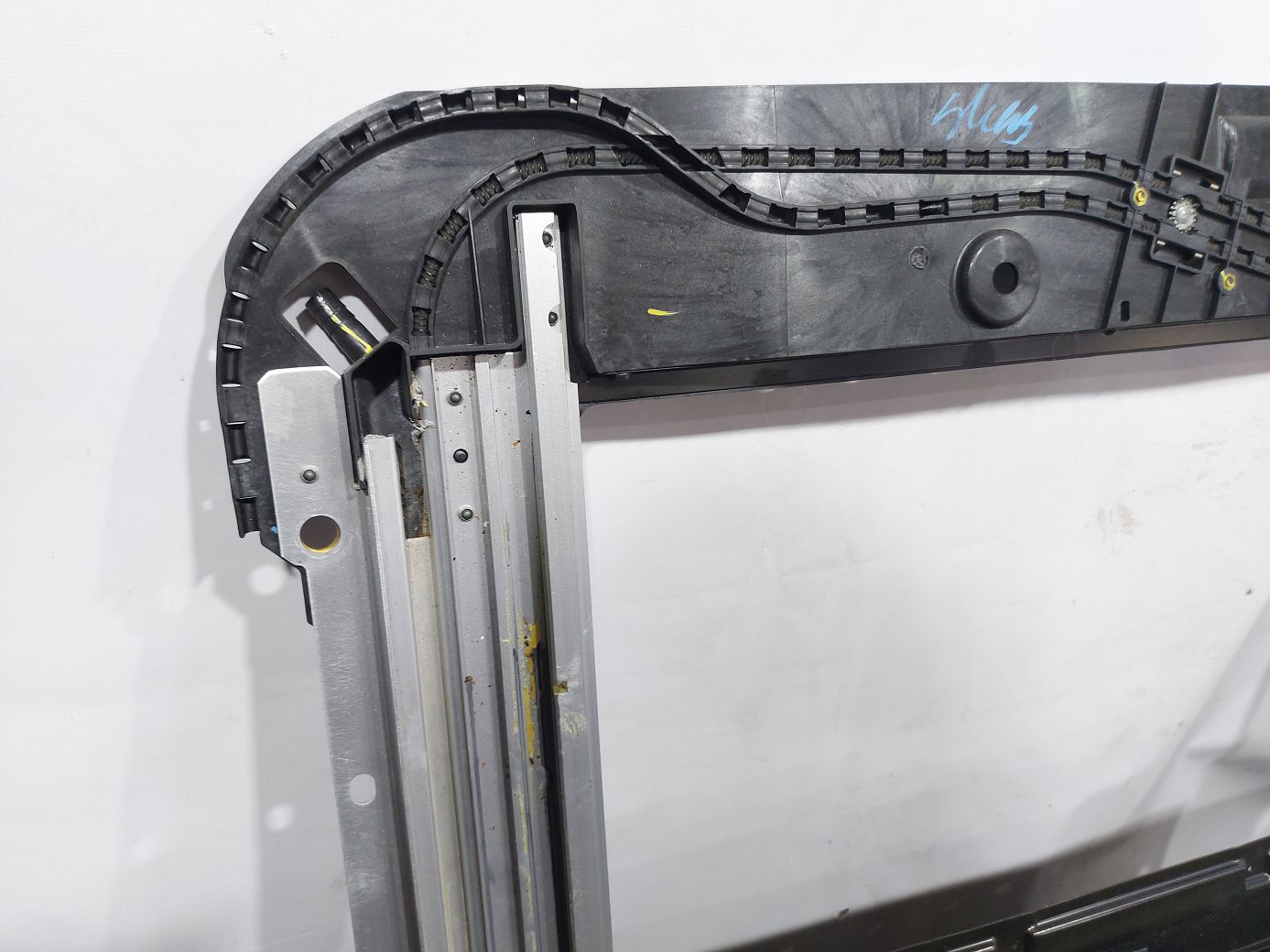 Ats Люк даху Cadillac ATS 2013-2016 23458155 Cadillac ATS 4 Ats Люк даху Cadillac ATS 2013-2016 23458155 Cadillac ATS 4