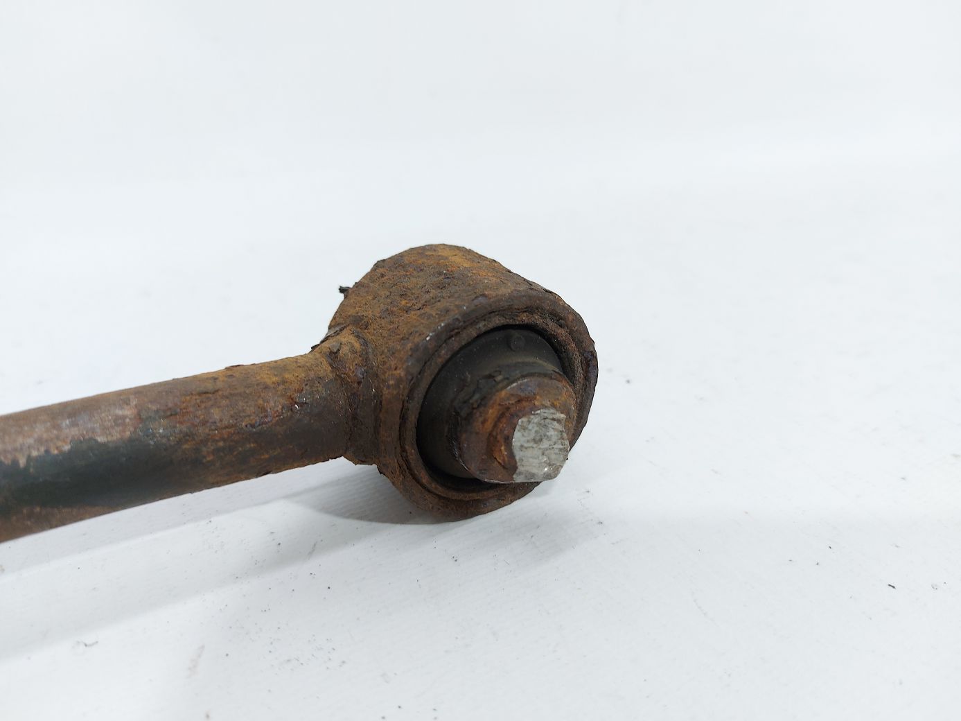 Compass Рычаг задний левый/правый нижний поперечный Jeep Compass 2011-2017 5105270AC Jeep Compass 5