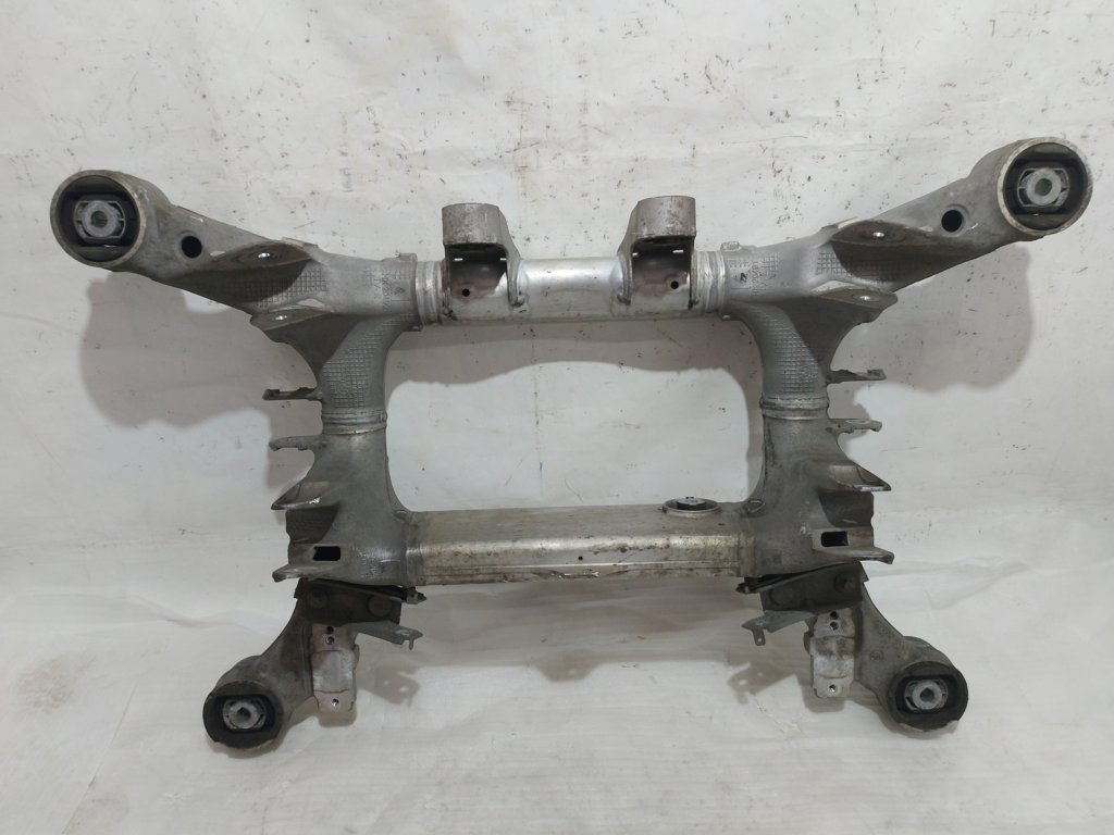 7 series Підрамник задній BMW 7 2010-2012 33316794666 BMW 7 8