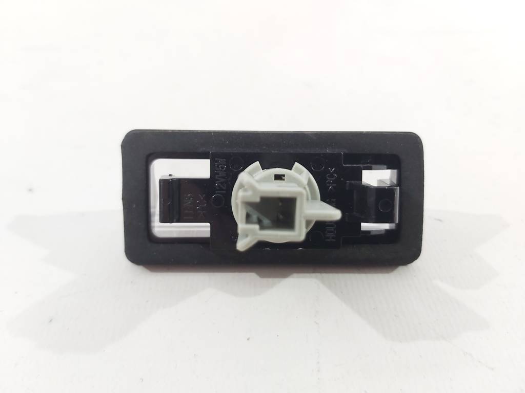 Altima Фонарь подсветки номера Nissan Altima 2013-2017 265109Y00A Nissan Altima 15