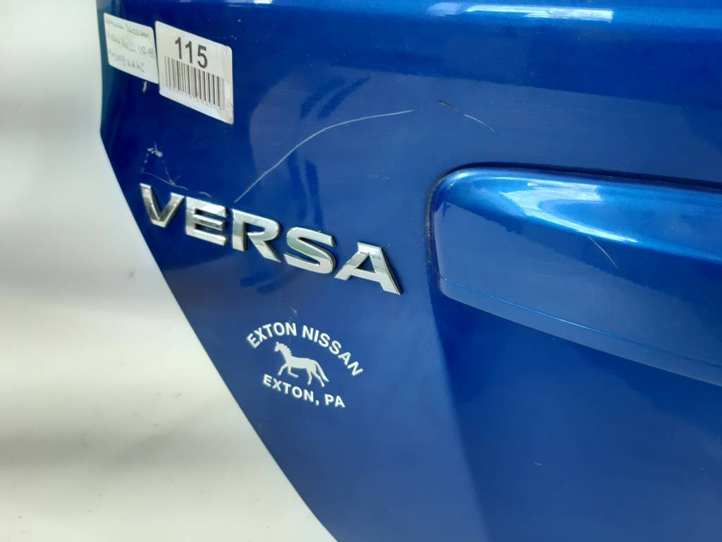 Versa Крышка багажника Nissan Versa 2012-2019 H43009KAMC Nissan Versa 26