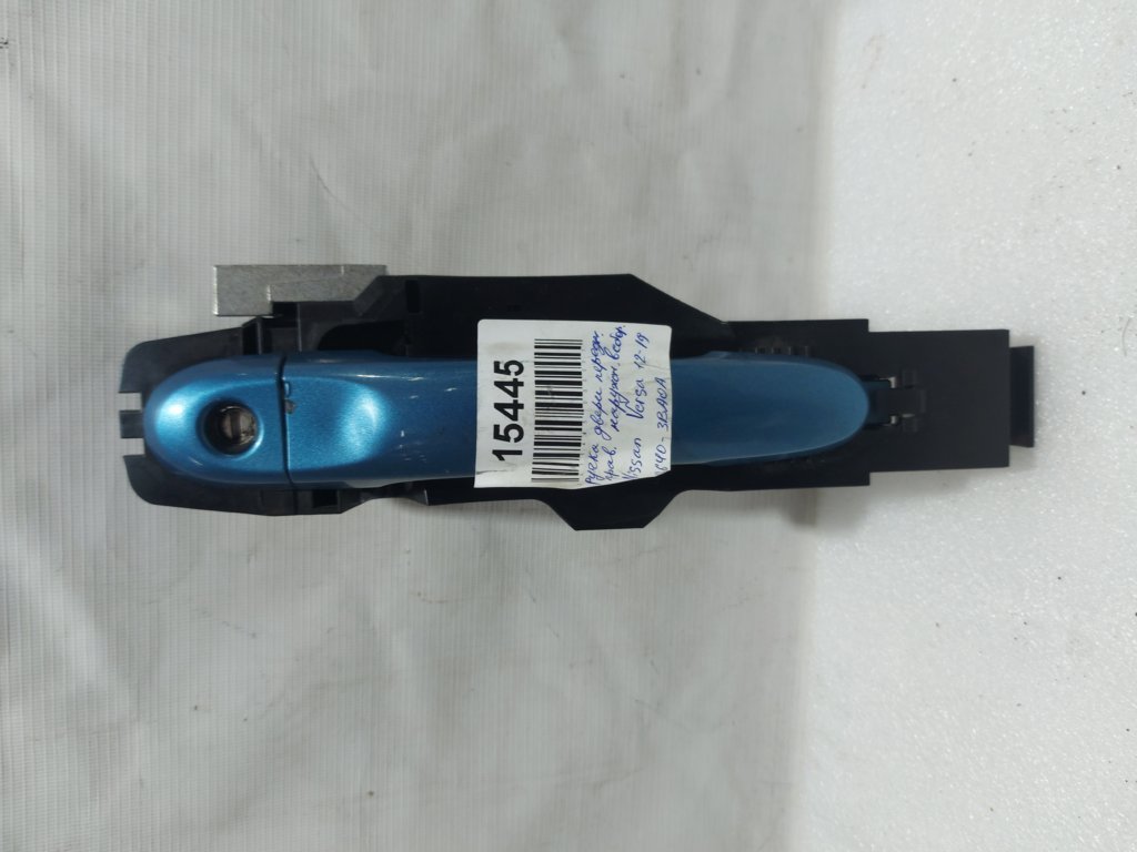 Versa. Ручка дверей передньої правої зовнішньої Nissan Versa 2012-2019 826403BA0A Nissan Versa