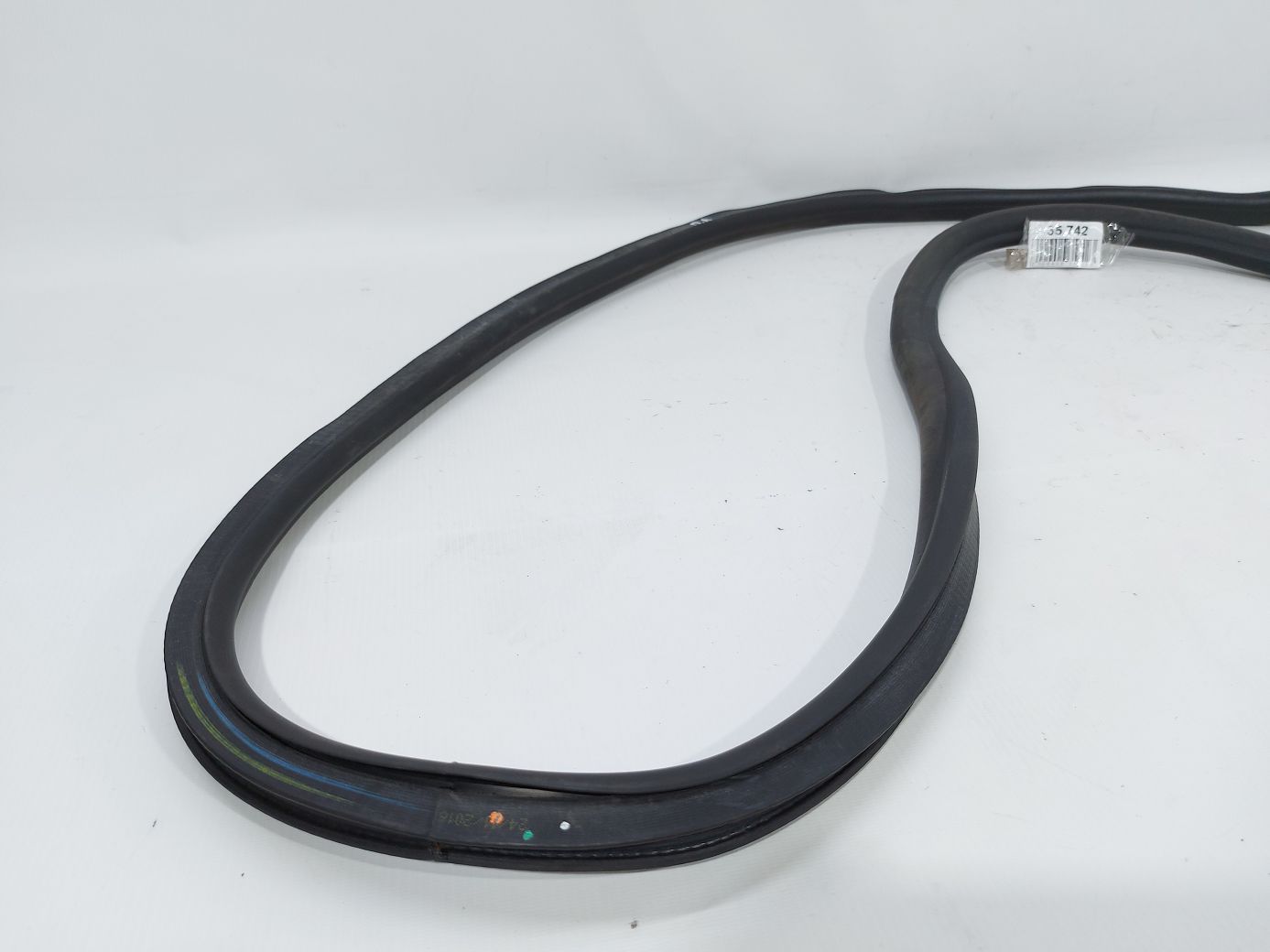 Trax Уплотнительная резинка проёма двери передней левой/правой Chevrolet Trax 2015-2021 94550166 Chevrolet Trax 6