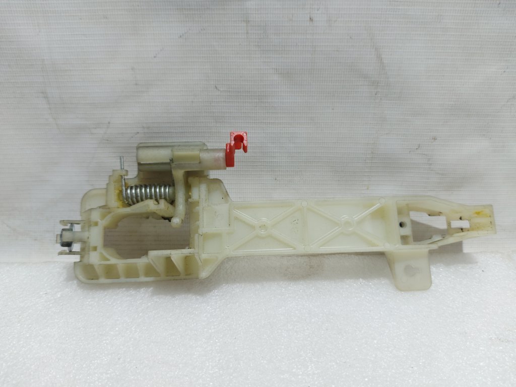 Forte Кронштейн ручки дверей передньої лівої зовнішньої Kia Forte 2014-2018 82655A7001 Kia Forte 7