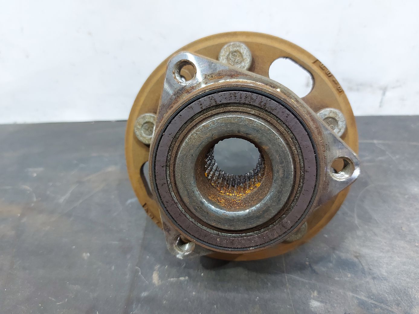 Equinox Ступиця передня ліва/права Chevrolet Equinox 2010-2017 13507374 Chevrolet Equinox 2