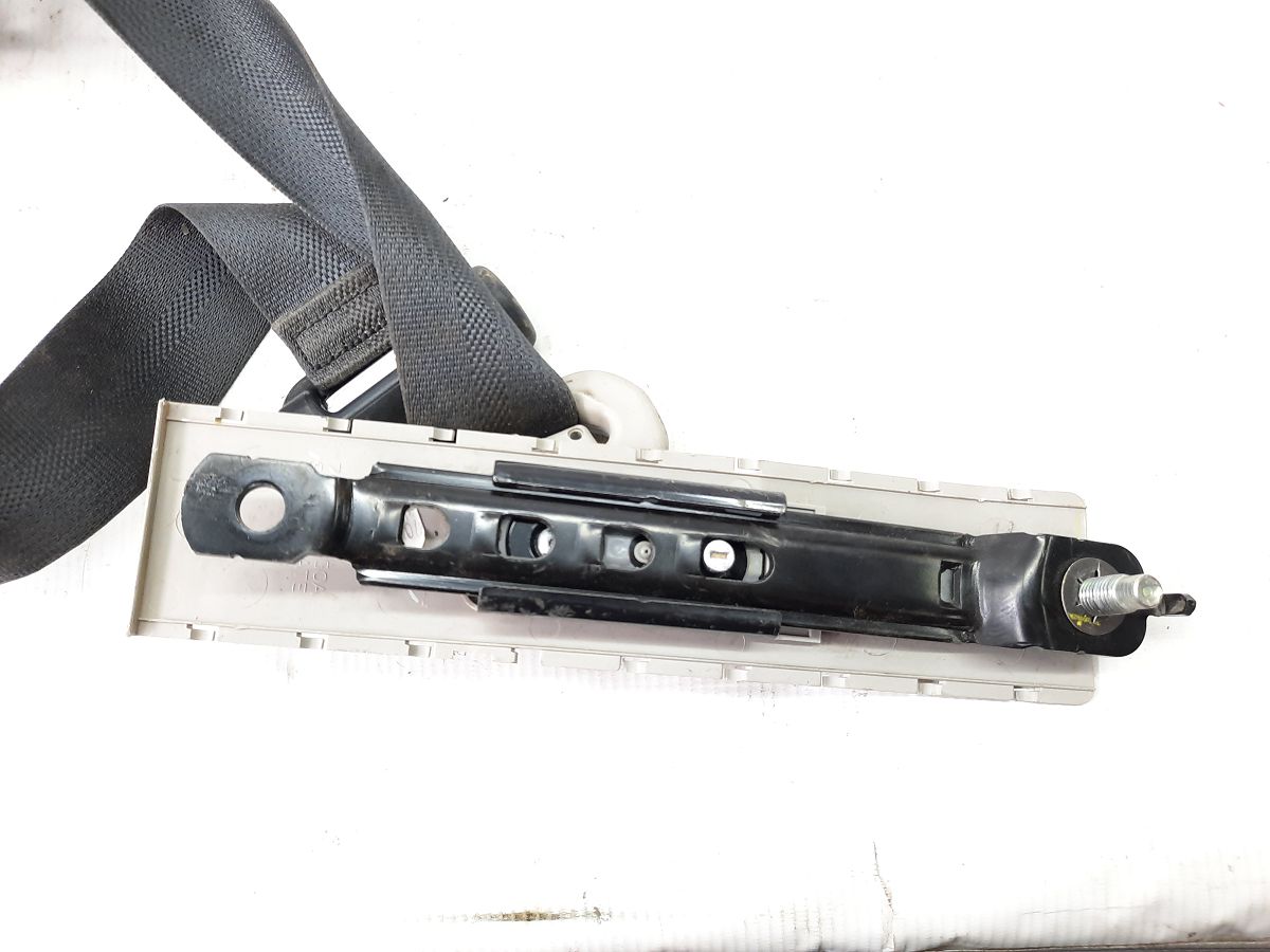 Sentra Ремінь безпеки передній правий Nissan Sentra 2013-2017 868843RM8A Nissan Sentra 6