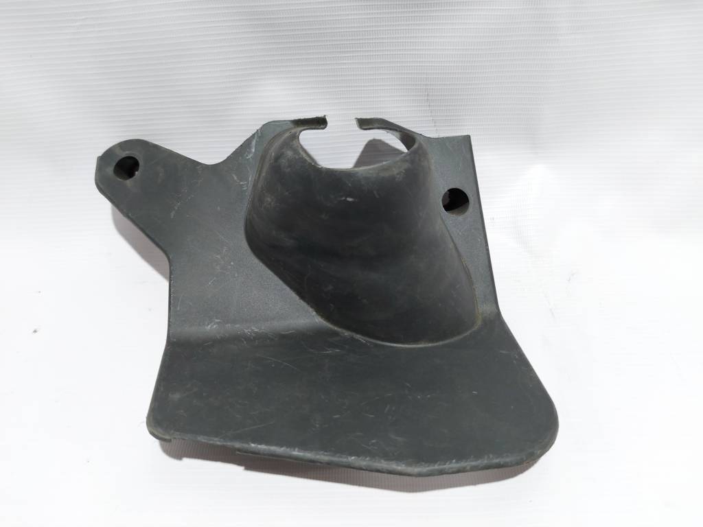 3 Пыльник рулевой колонки Mazda 3 2014-2018 BJS732AZ0 Mazda 3 2