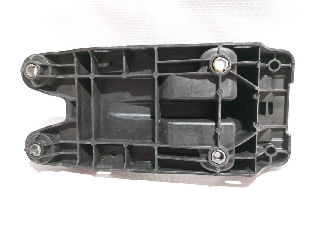 Fusion hybrid Кронштейн кріплення важеля АКПП Ford Fusion Hybrid 2013-2016 DG9Z7A306A Ford Fusion Hybrid 2 Fusion hybrid Кронштейн кріплення важеля АКПП Ford Fusion Hybrid 2013-2016 DG9Z7A306A Ford Fusion Hybrid 2