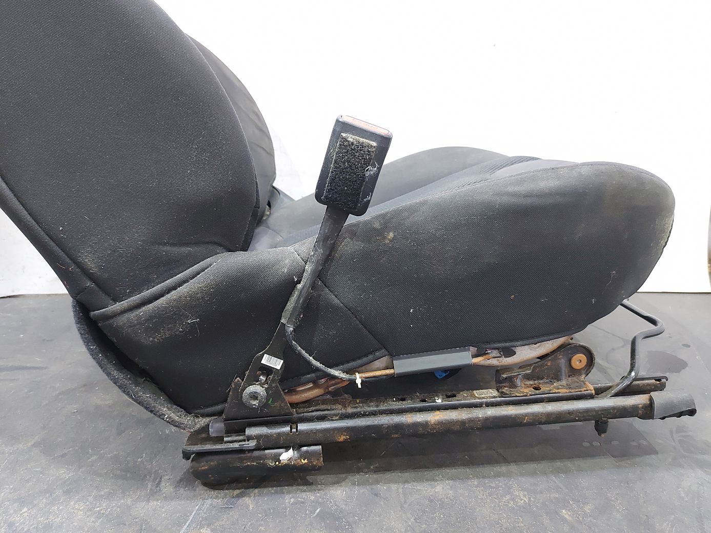 Dart Сидение водителя Dodge Dart 2014-2016 5LJ17DX9AB Dodge Dart 6