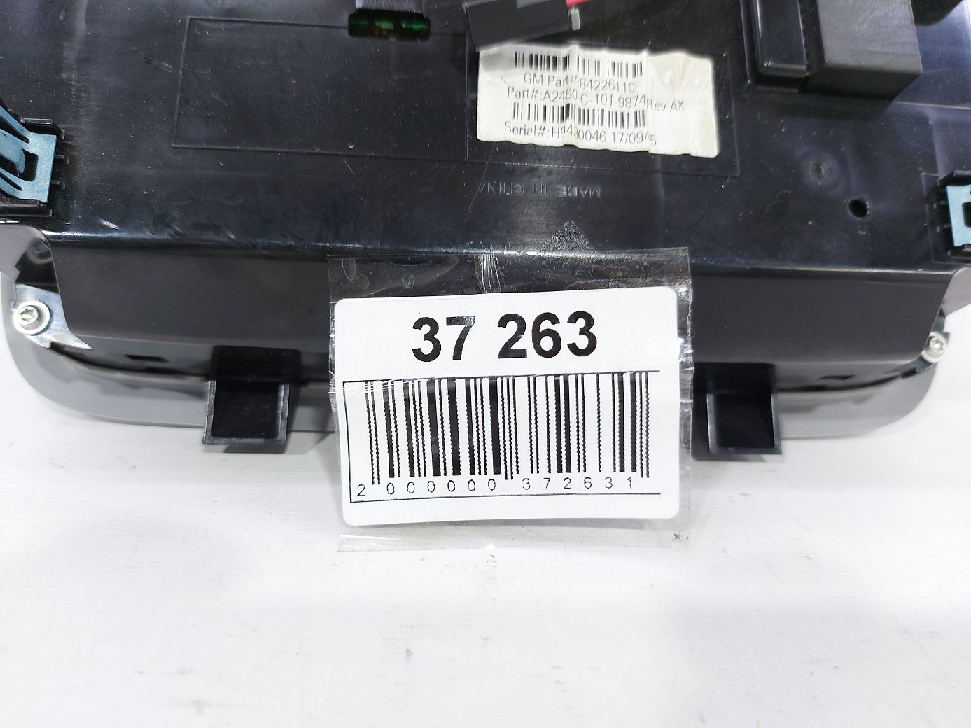 Malibu Плафон передній стельовий Chevrolet Malibu 2016-2018 84907426 Chevrolet Malibu 4