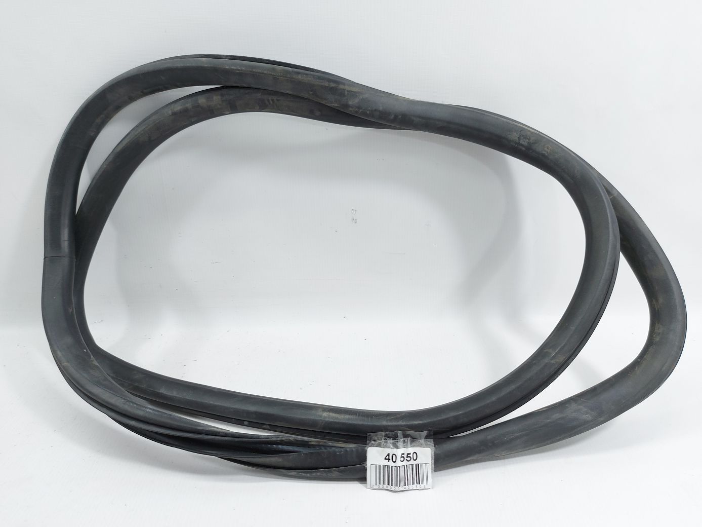 Regal. Ущільнювальна гумка отвору дверей задньої лівої/правої Buick Regal 2011-2017 13228132 Buick Regal