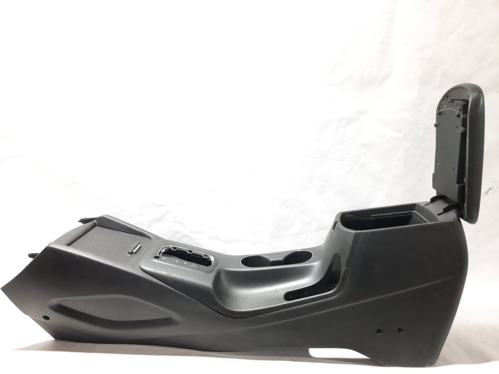 Forte Консоль центральна Kia Forte 2014-2018 84611A7000WK Kia Forte 7 Forte Консоль центральна Kia Forte 2014-2018 84611A7000WK Kia Forte 7